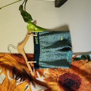 Nike Pro Womens Blue M Shorts